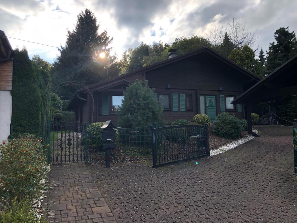 Gemuetliches Holzhaus In Idyllischer Lage Ruppichteroth Buitenkant foto