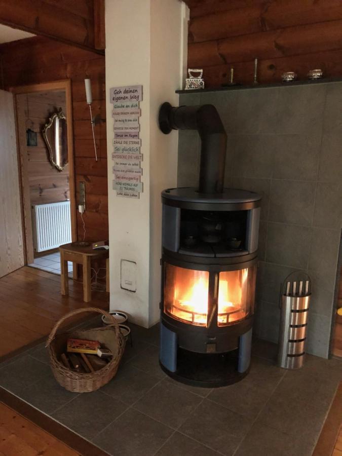 Gemuetliches Holzhaus In Idyllischer Lage Ruppichteroth Buitenkant foto